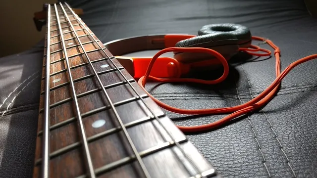 DF422 4 String Electric Bass