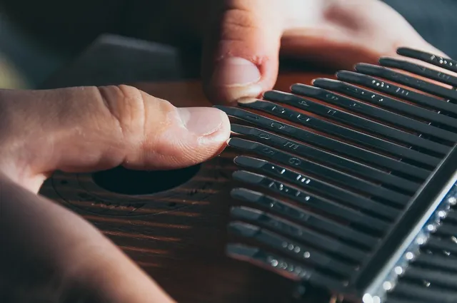 10 The Sound Kalimba
