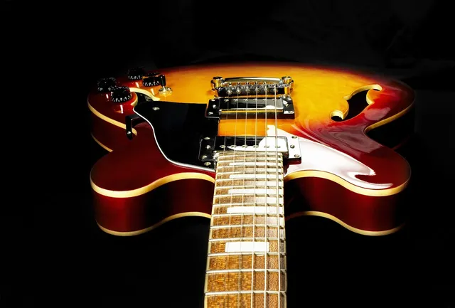 Guitars, Ukuleles and Accessories Guitars, Ukuleles and Accessories